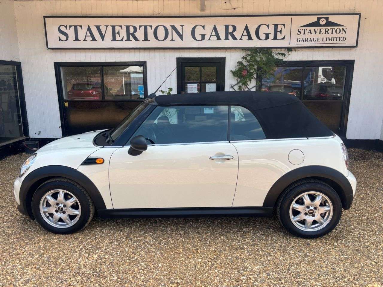 2012 MINI CONVERTIBLE 2012 MINI CONVERTIBLE