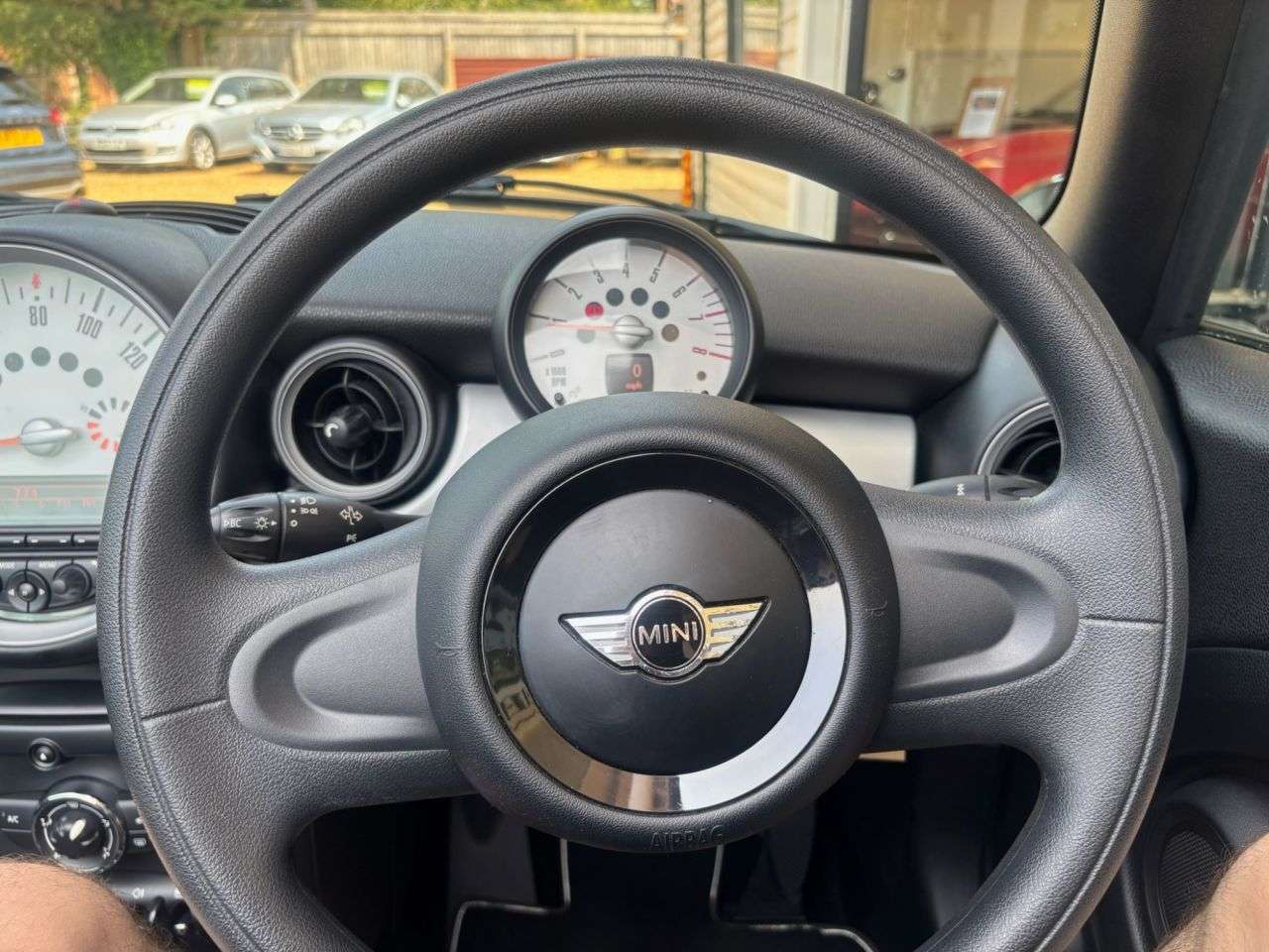 2012 MINI CONVERTIBLE 2012 MINI CONVERTIBLE