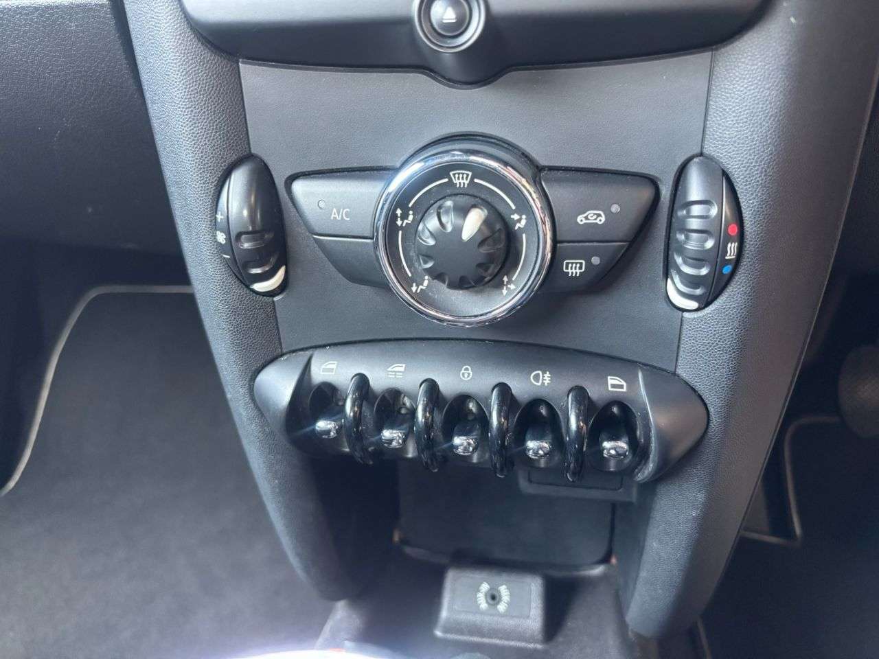 2012 MINI CONVERTIBLE 2012 MINI CONVERTIBLE