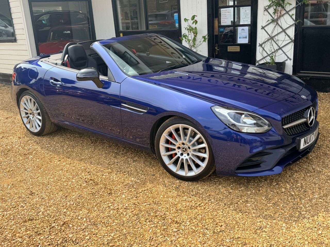 A 2017 MERCEDES-BENZ SLC 2.1 SLC250d AMG Line Convertible 2dr Diesel G-Tronic Euro 6 (s/s) (204 ps) A 2017 MERCEDES-BENZ SLC 2.1 SLC250d AMG Line Convertible 2dr Diesel G-Tronic Euro 6 (s/s) (204 ps)