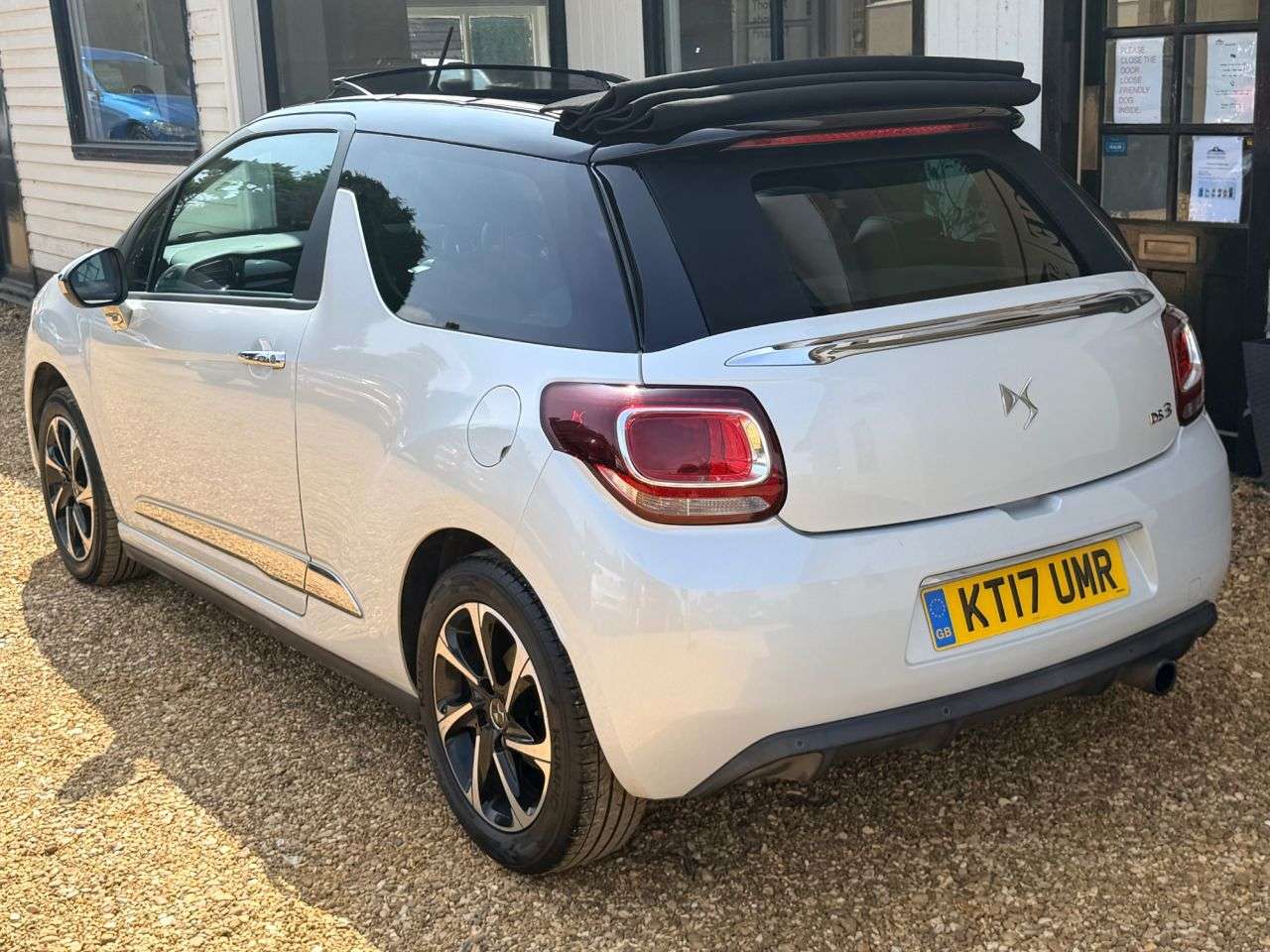 2017 DS AUTOMOBILES DS 3 CABRIO 2017 DS AUTOMOBILES DS 3 CABRIO