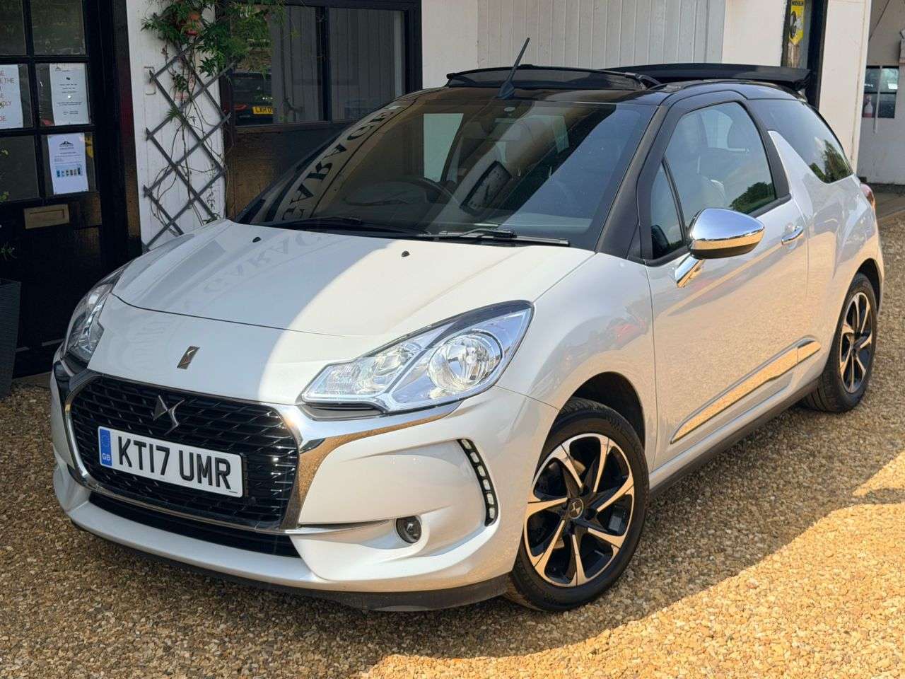2017 DS AUTOMOBILES DS 3 CABRIO 2017 DS AUTOMOBILES DS 3 CABRIO