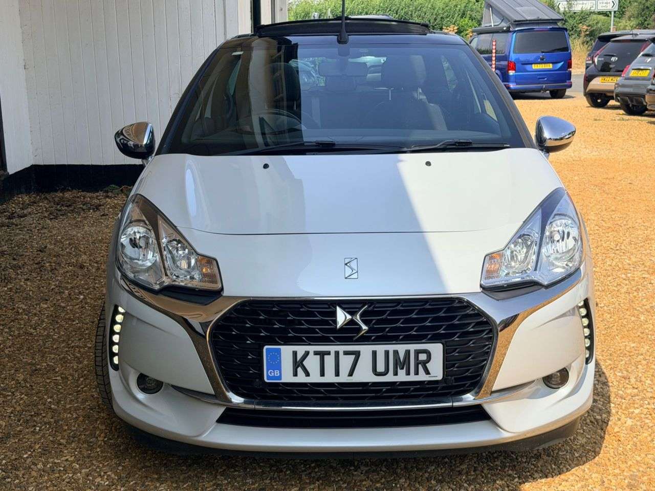 2017 DS AUTOMOBILES DS 3 CABRIO 2017 DS AUTOMOBILES DS 3 CABRIO