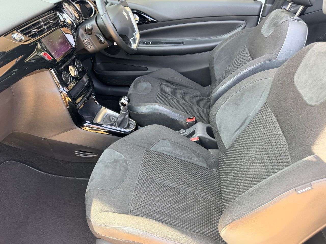 2017 DS AUTOMOBILES DS 3 CABRIO 2017 DS AUTOMOBILES DS 3 CABRIO