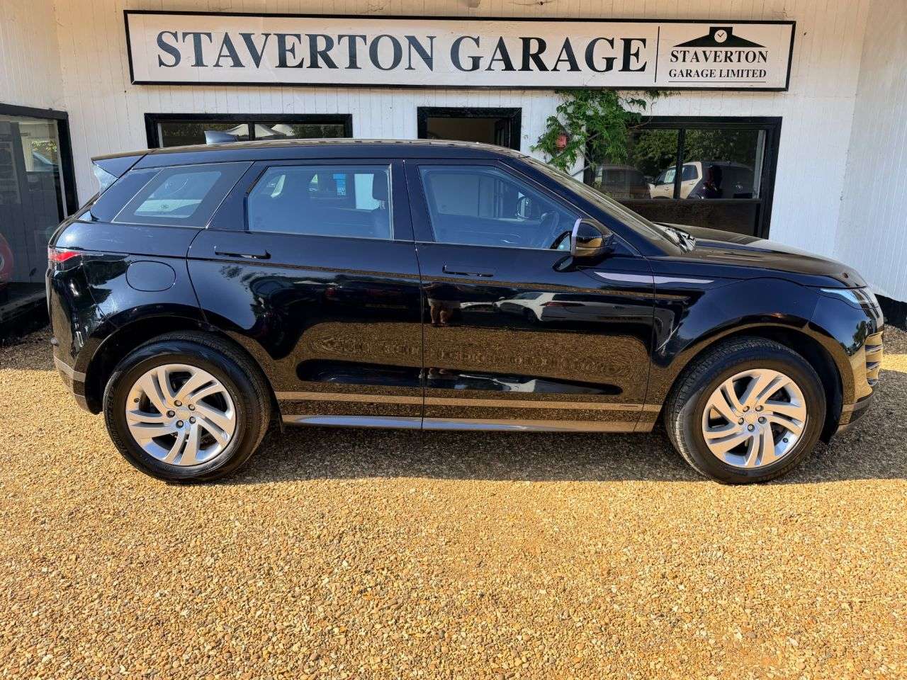 2019 LAND ROVER RANGE ROVER EVOQUE 2019 LAND ROVER RANGE ROVER EVOQUE