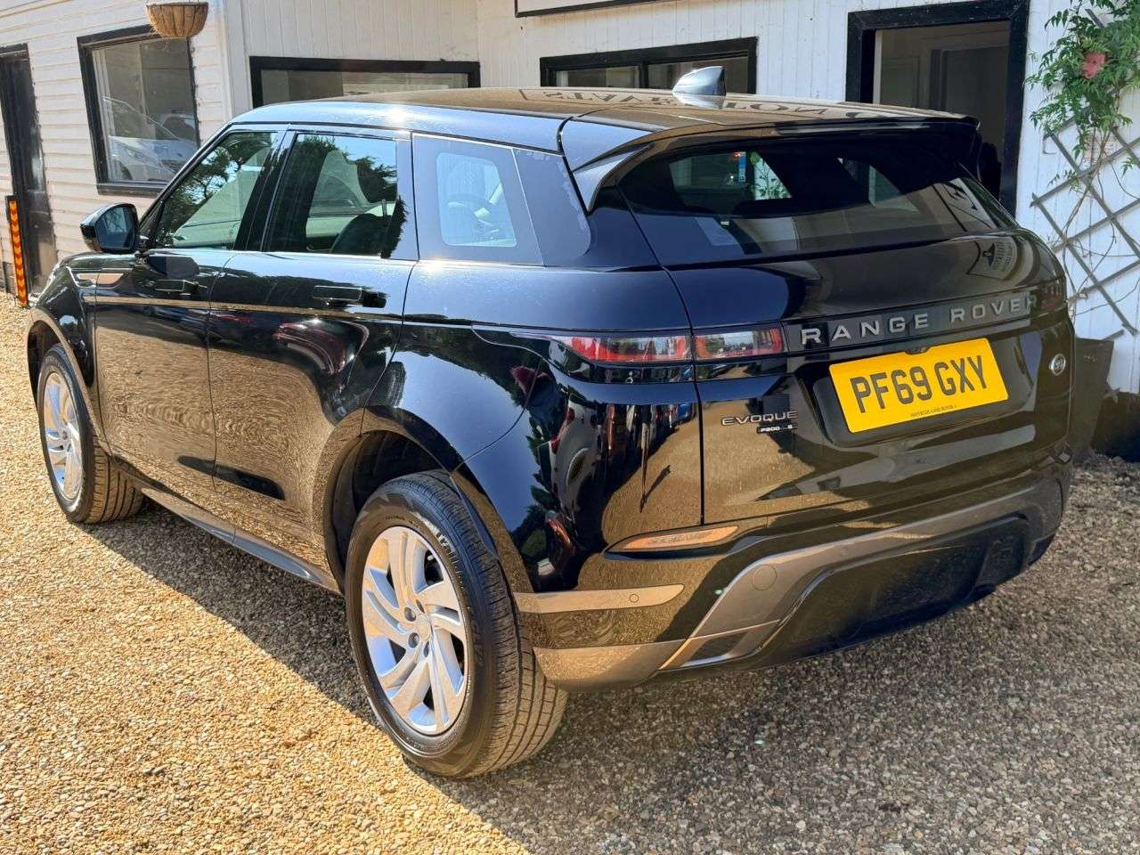 2019 LAND ROVER RANGE ROVER EVOQUE 2019 LAND ROVER RANGE ROVER EVOQUE