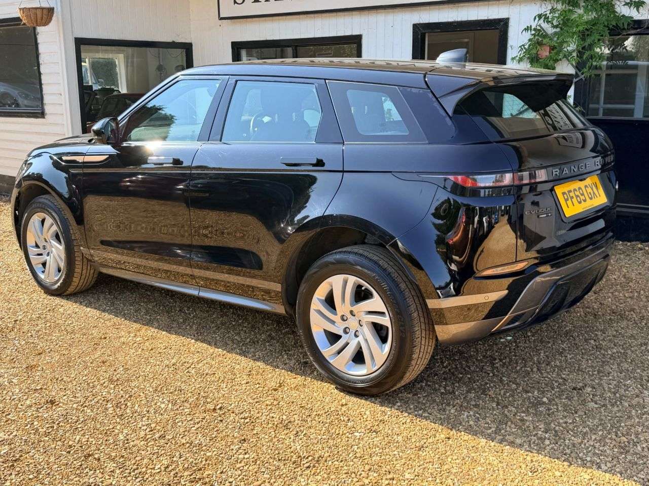2019 LAND ROVER RANGE ROVER EVOQUE 2019 LAND ROVER RANGE ROVER EVOQUE