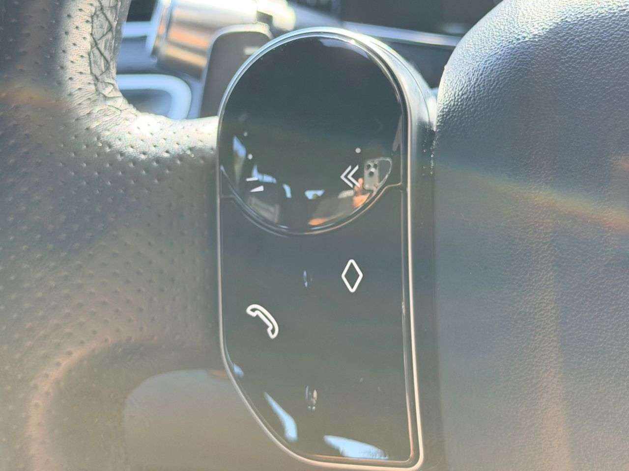 2019 LAND ROVER RANGE ROVER EVOQUE 2019 LAND ROVER RANGE ROVER EVOQUE