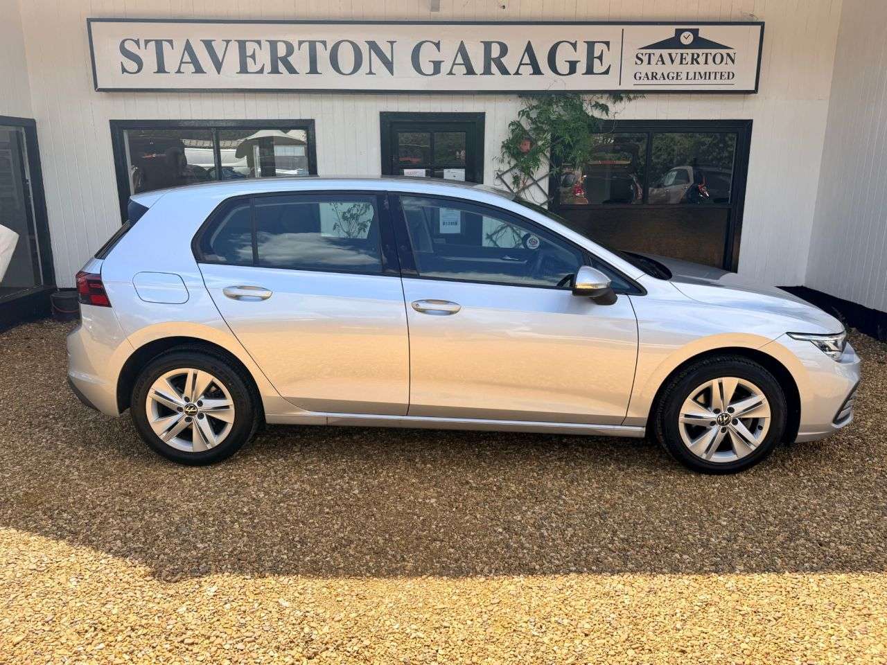 2021 VOLKSWAGEN GOLF 2021 VOLKSWAGEN GOLF