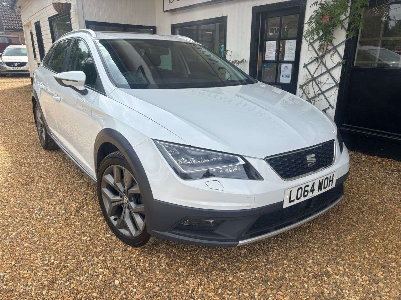 A 2014 SEAT LEON 2.0 TDI X-PERIENCE SE Technology Sport Tourer 5dr Diesel DSG 4WD Euro 6 (s/ A 2014 SEAT LEON 2.0 TDI X-PERIENCE SE Technology Sport Tourer 5dr Diesel DSG 4WD Euro 6 (s/
