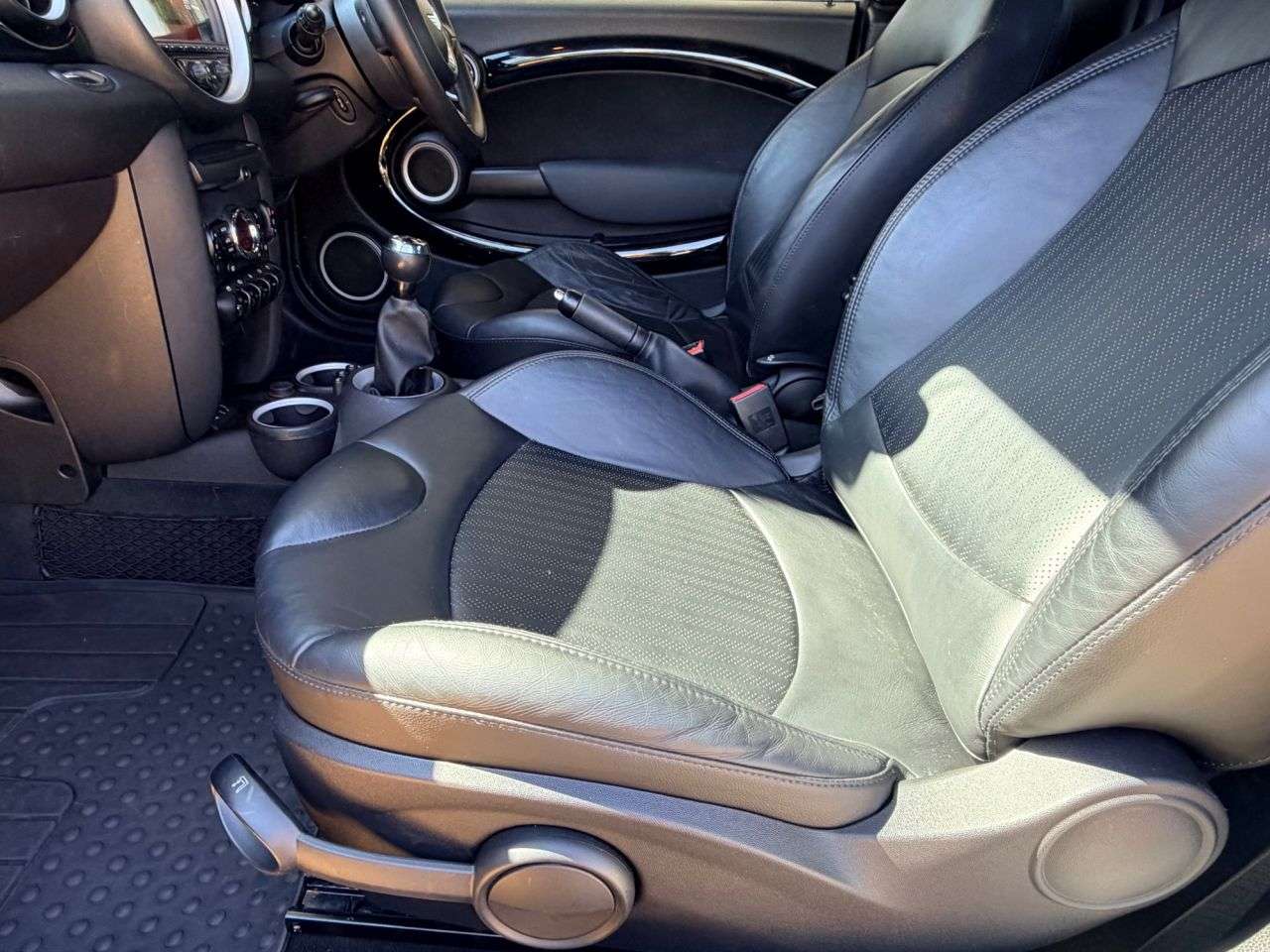 2015 MINI COUPE 2015 MINI COUPE