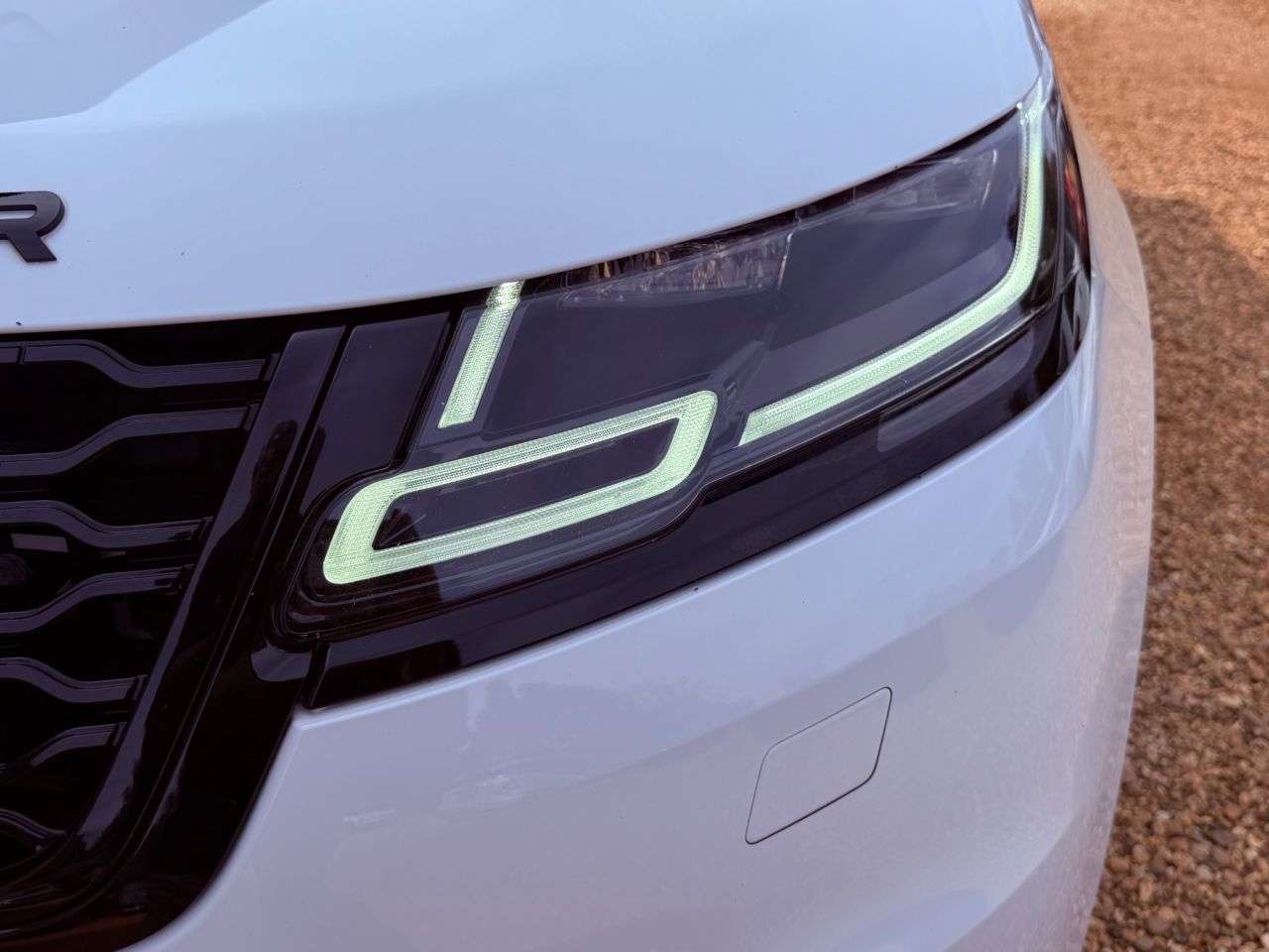 2018 LAND ROVER RANGE ROVER VELAR 2018 LAND ROVER RANGE ROVER VELAR