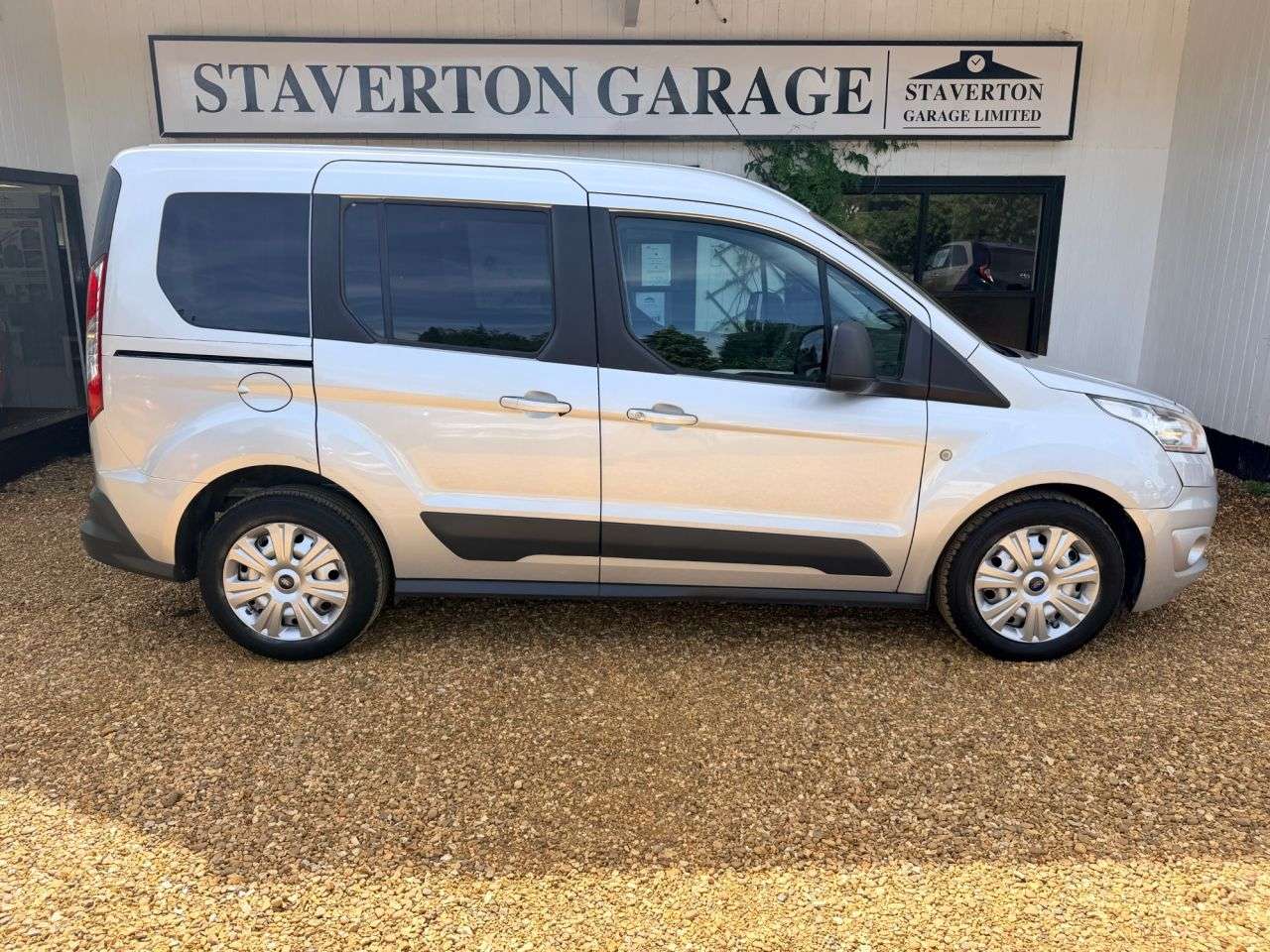 2015 FORD TOURNEO CONNECT 2015 FORD TOURNEO CONNECT
