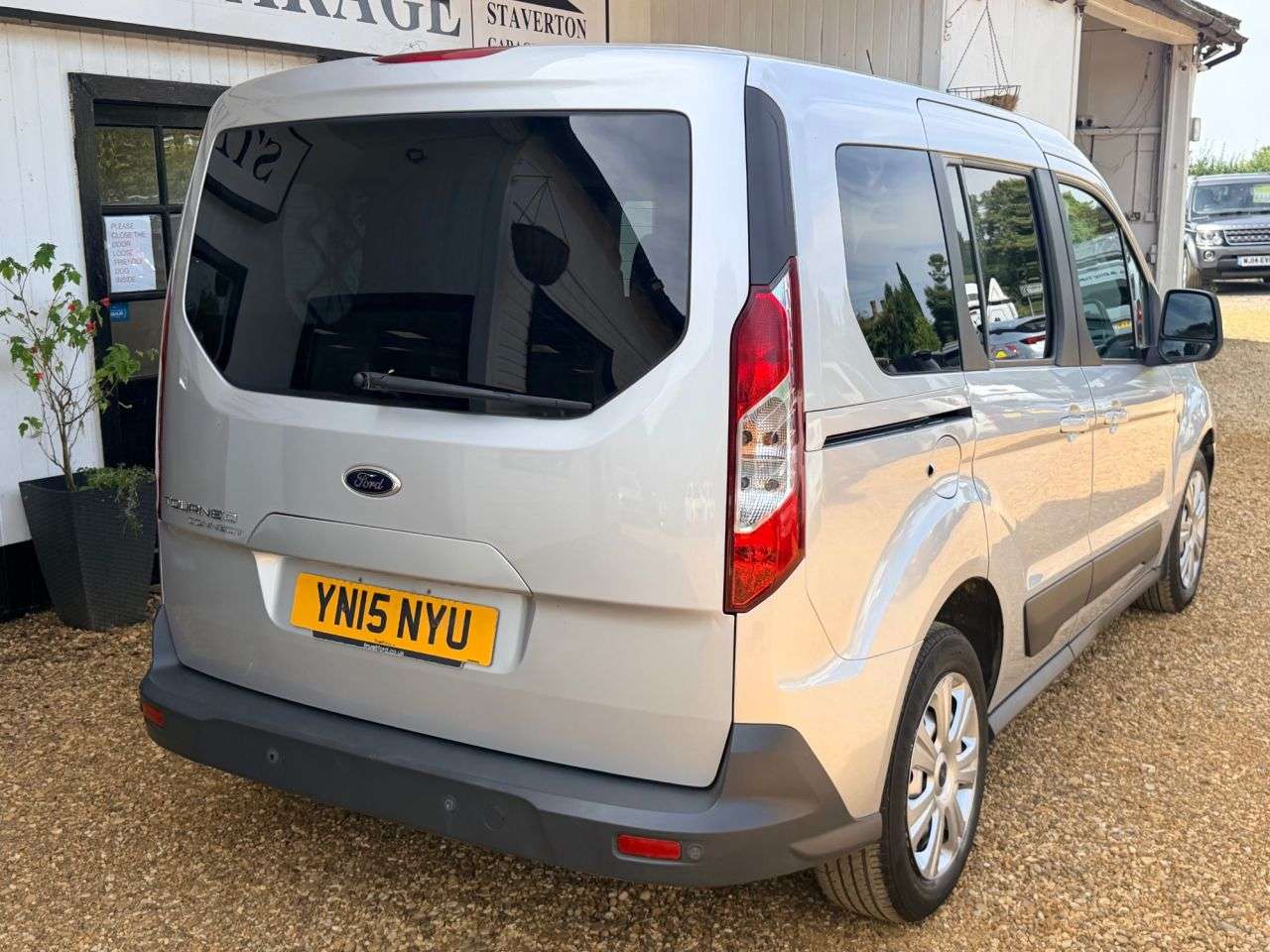2015 FORD TOURNEO CONNECT 2015 FORD TOURNEO CONNECT