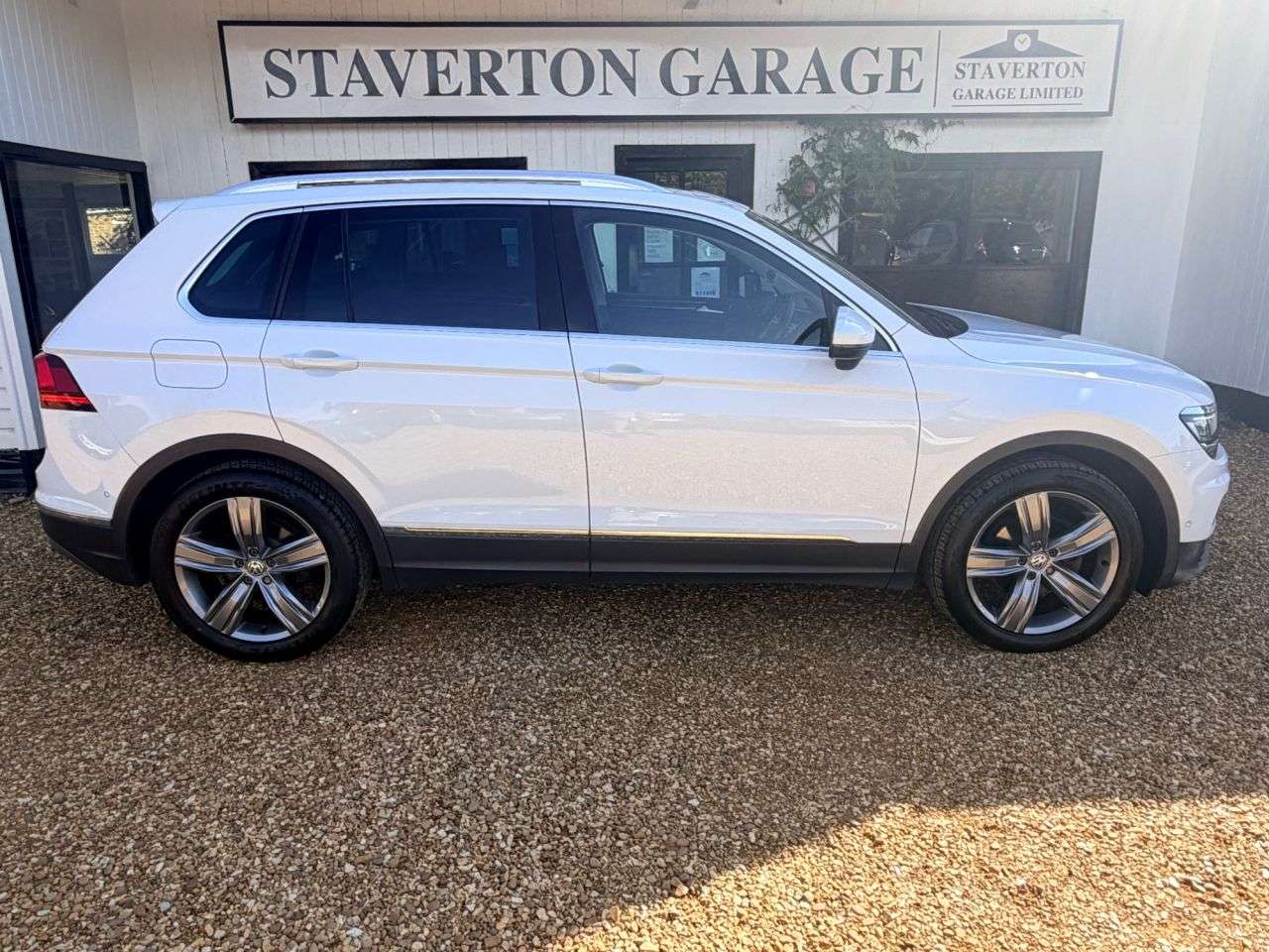 2016 VOLKSWAGEN TIGUAN 2016 VOLKSWAGEN TIGUAN