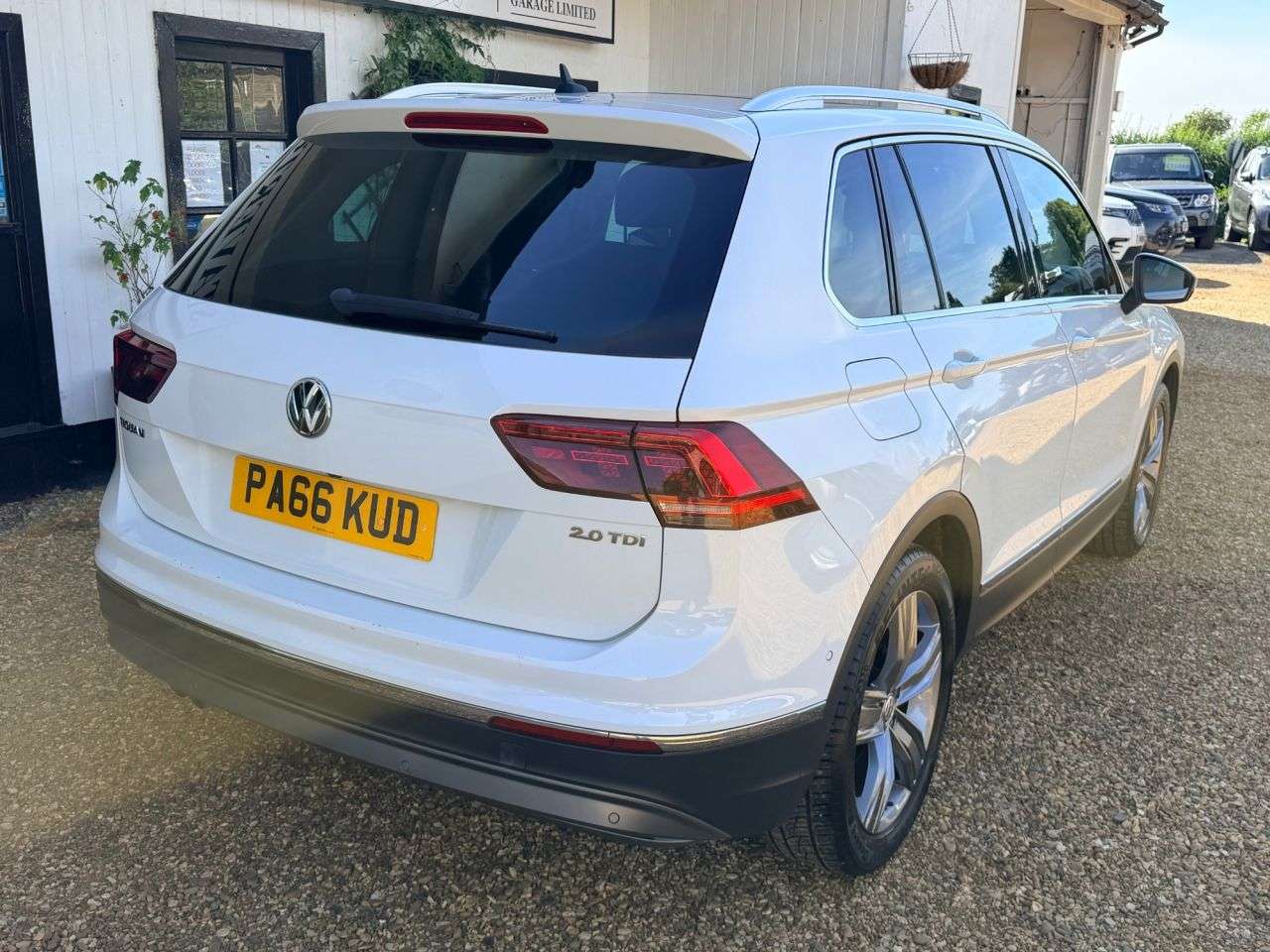 2016 VOLKSWAGEN TIGUAN 2016 VOLKSWAGEN TIGUAN