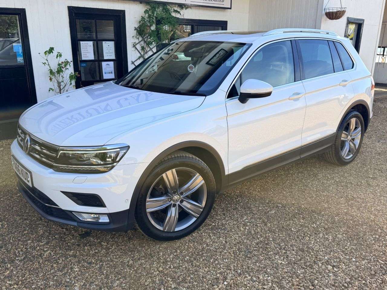 2016 VOLKSWAGEN TIGUAN 2016 VOLKSWAGEN TIGUAN