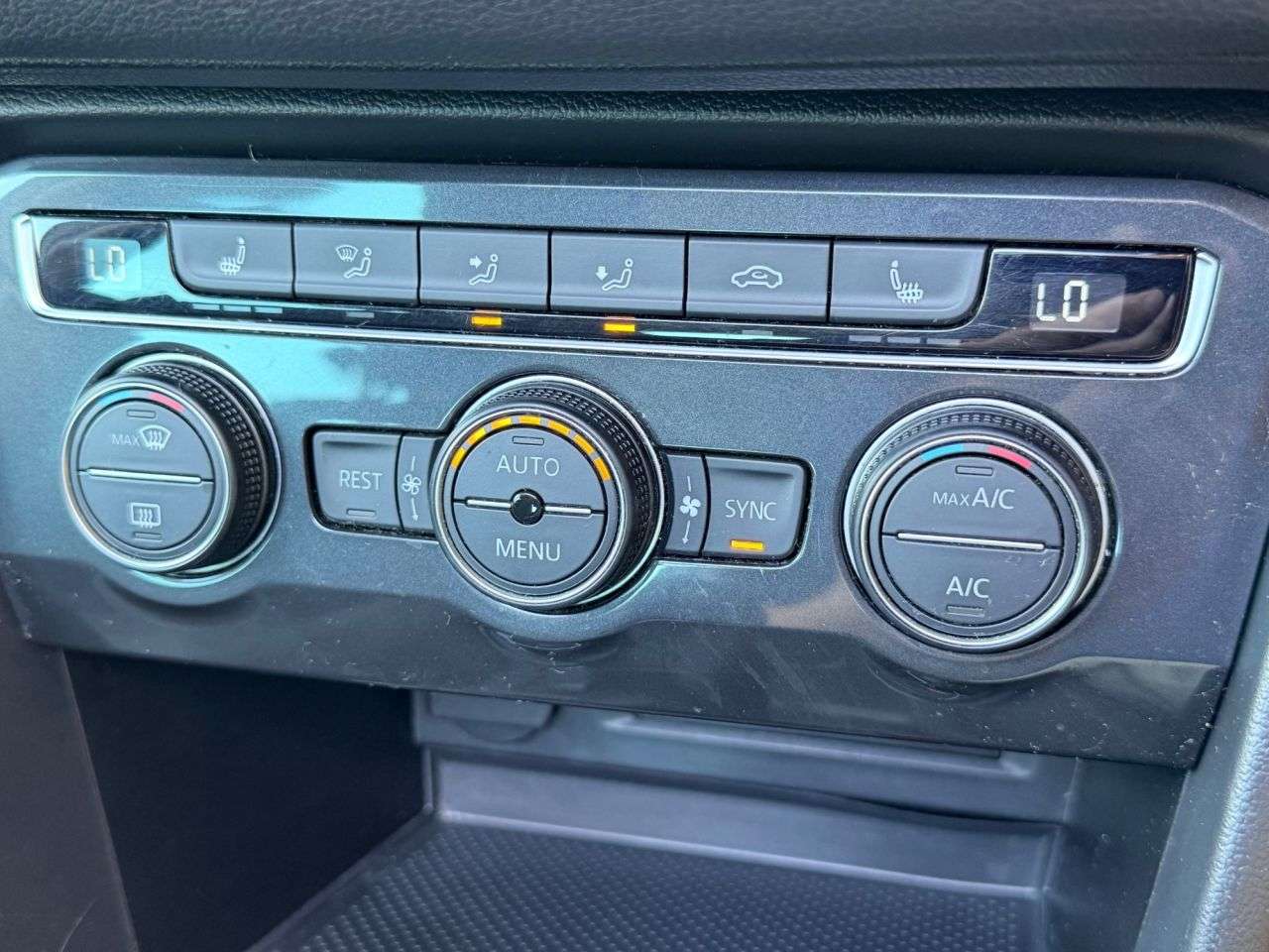 2016 VOLKSWAGEN TIGUAN 2016 VOLKSWAGEN TIGUAN