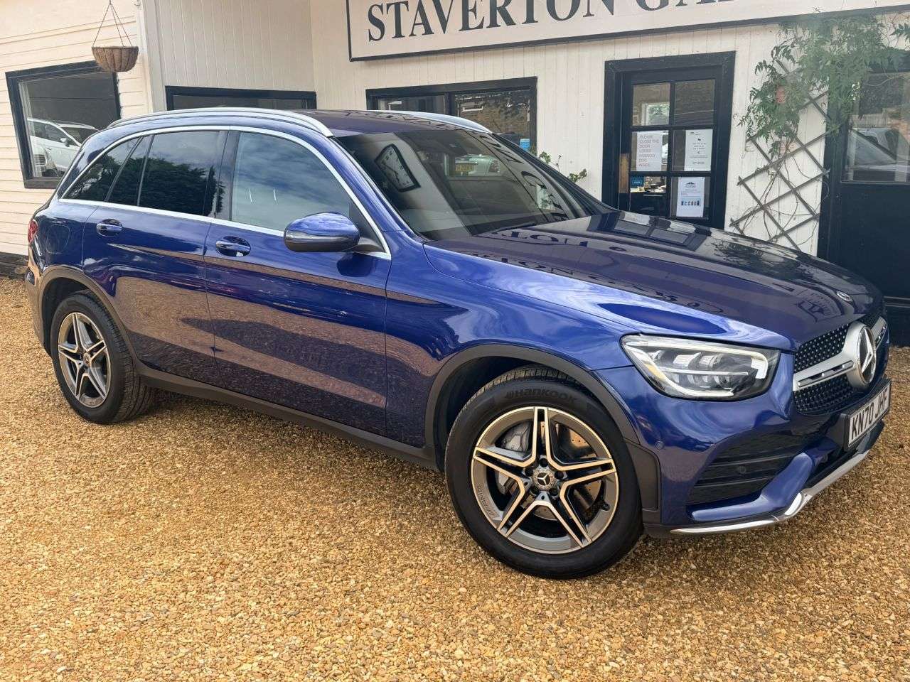 A 2020 MERCEDES-BENZ GLC 2.0 GLC300 MHEV AMG Line SUV 5dr Petrol G-Tronic+ 4MATIC Euro 6 (s/s) (272 A 2020 MERCEDES-BENZ GLC 2.0 GLC300 MHEV AMG Line SUV 5dr Petrol G-Tronic+ 4MATIC Euro 6 (s/s) (272