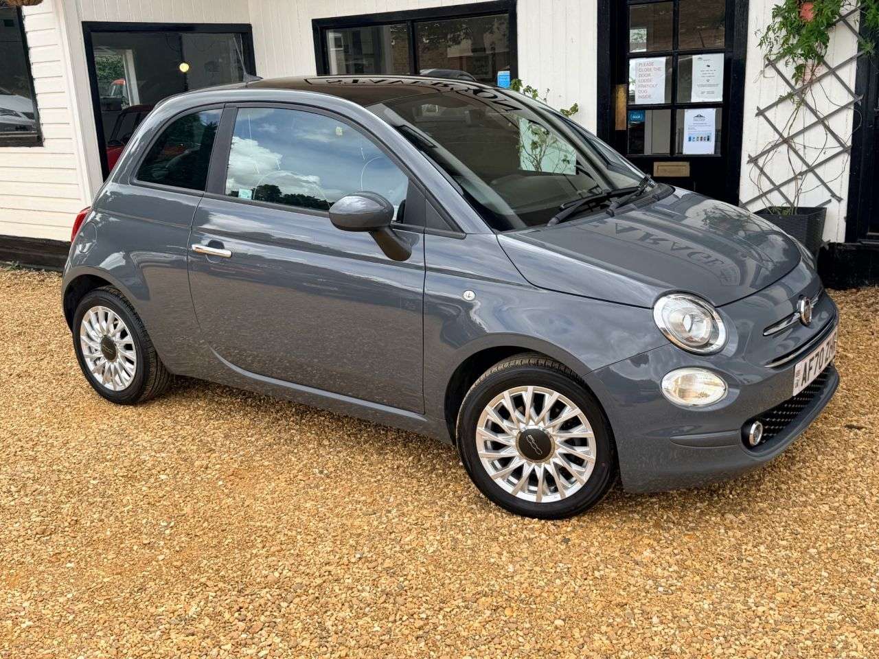 A 2020 FIAT 500 1.0 MHEV Lounge Hatchback 3dr Petrol Manual Euro 6 (s/s) (70 bhp) A 2020 FIAT 500 1.0 MHEV Lounge Hatchback 3dr Petrol Manual Euro 6 (s/s) (70 bhp)