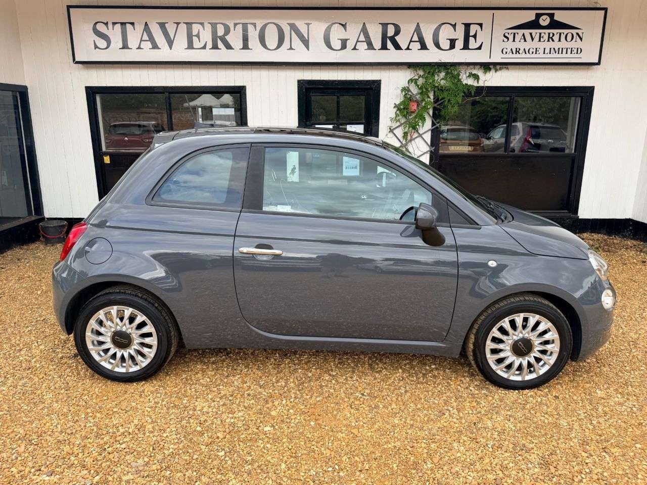 2020 FIAT 500 2020 FIAT 500