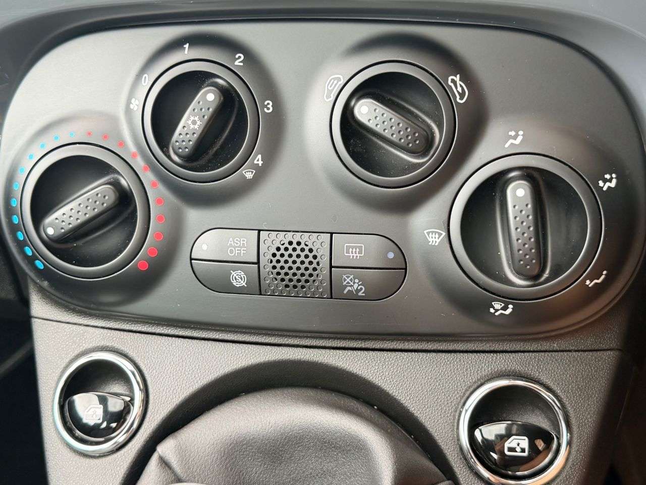 2020 FIAT 500 2020 FIAT 500