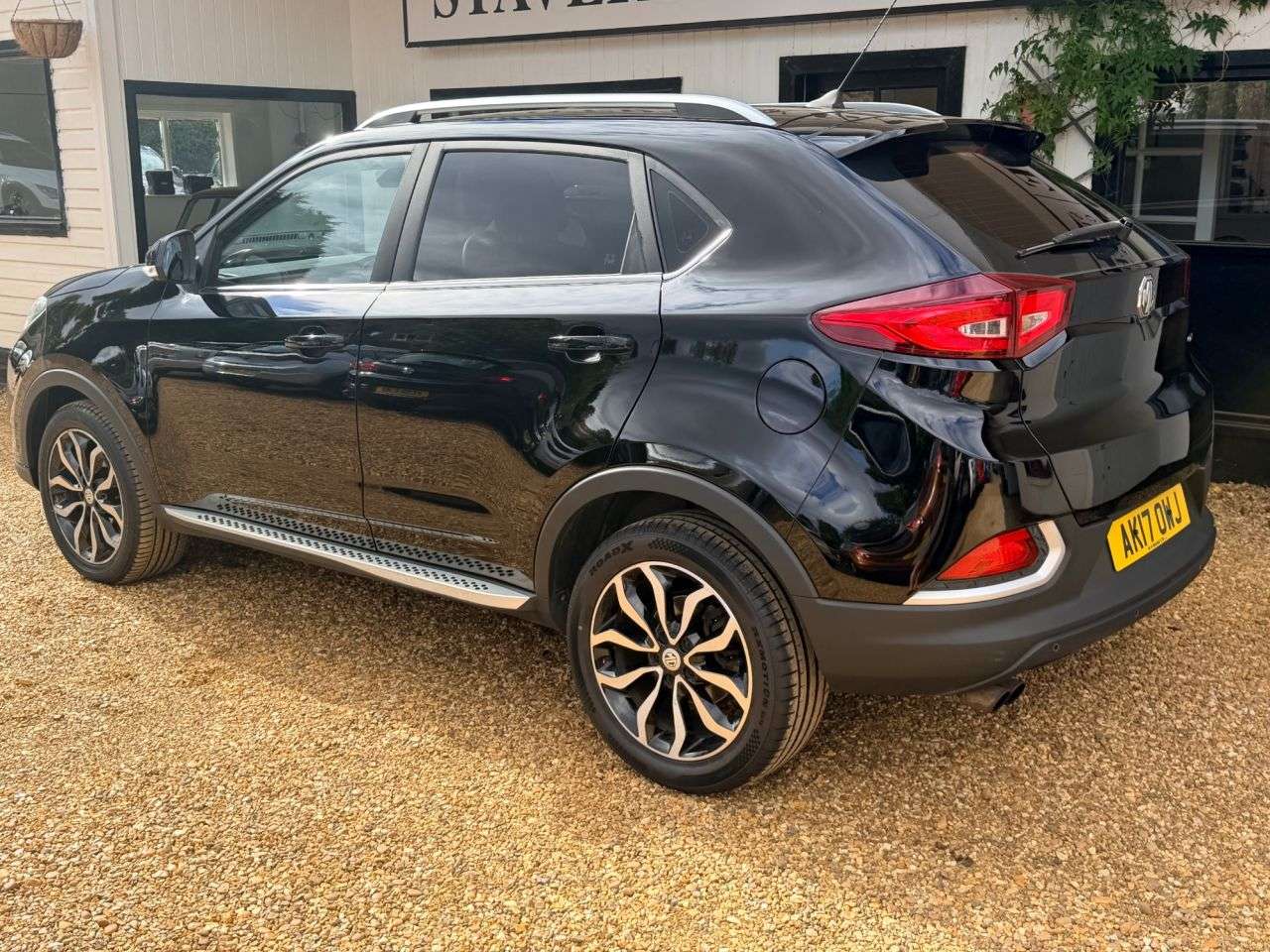 2017 MG GS 2017 MG GS
