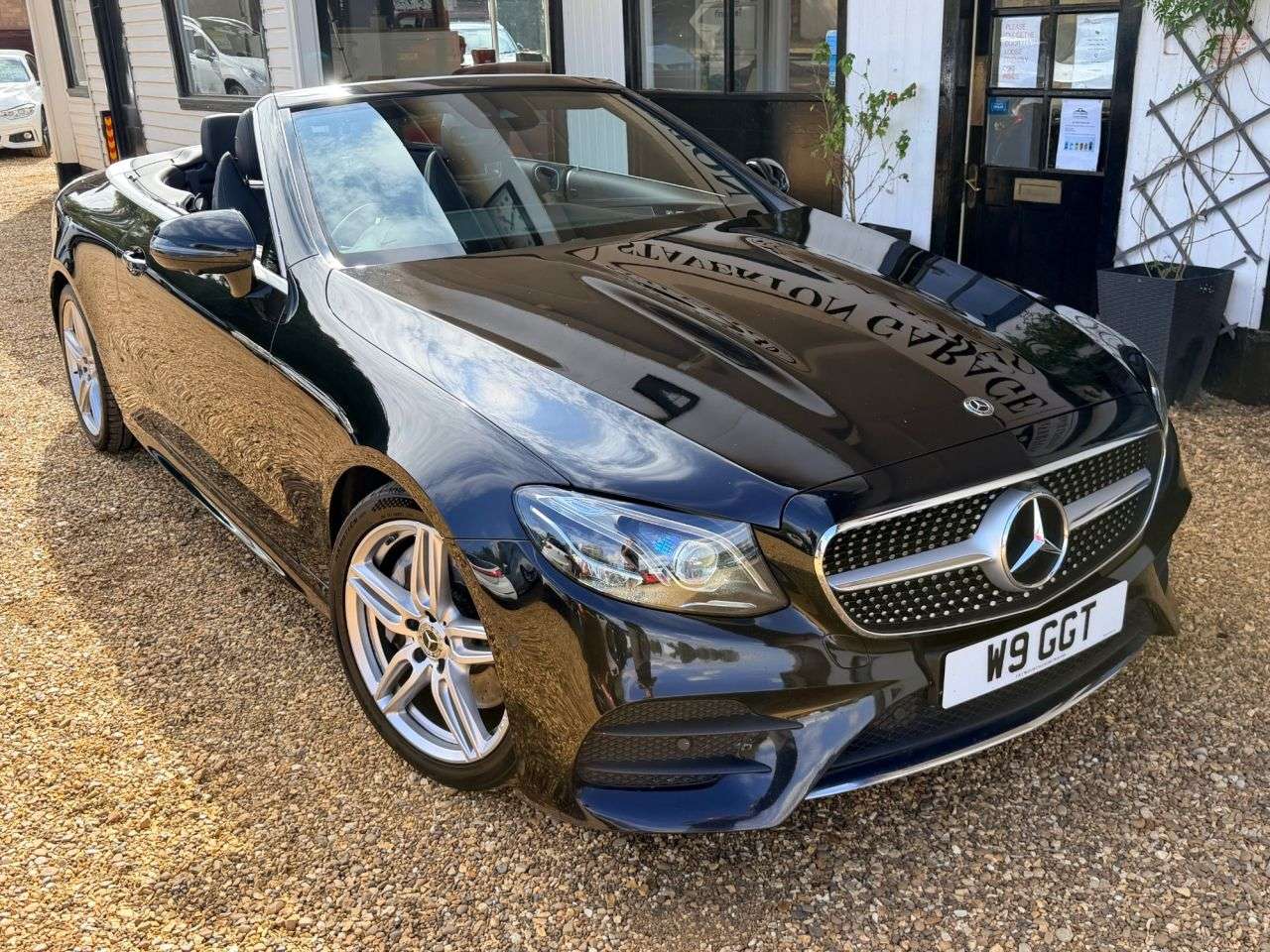 A 2019 MERCEDES-BENZ E CLASS 2.0 E300 GPF AMG Line Cabriolet 2dr Petrol G-Tronic+ Euro 6 (s/s) (245 ps) A 2019 MERCEDES-BENZ E CLASS 2.0 E300 GPF AMG Line Cabriolet 2dr Petrol G-Tronic+ Euro 6 (s/s) (245 ps)