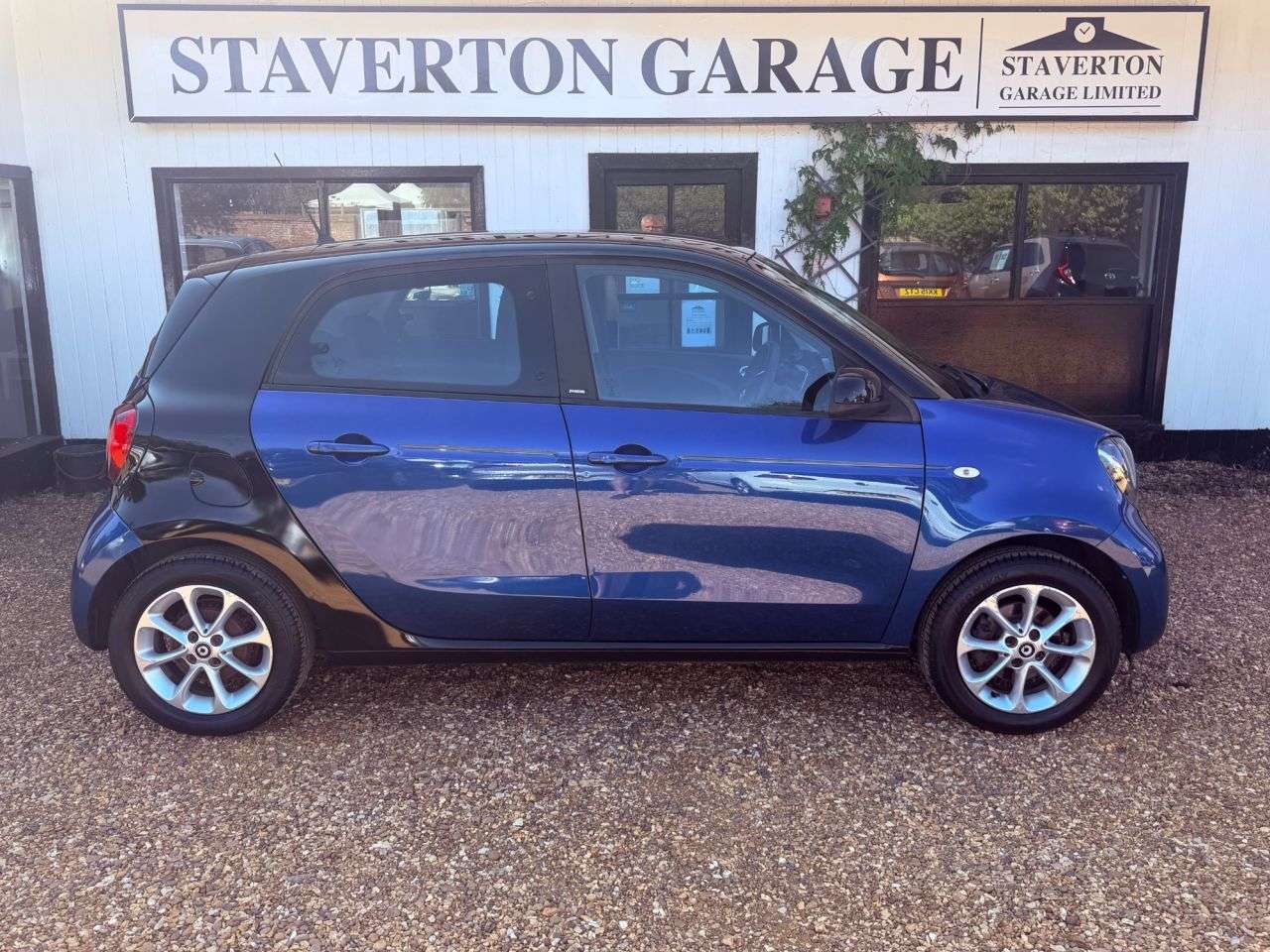 2016 SMART FORFOUR 2016 SMART FORFOUR