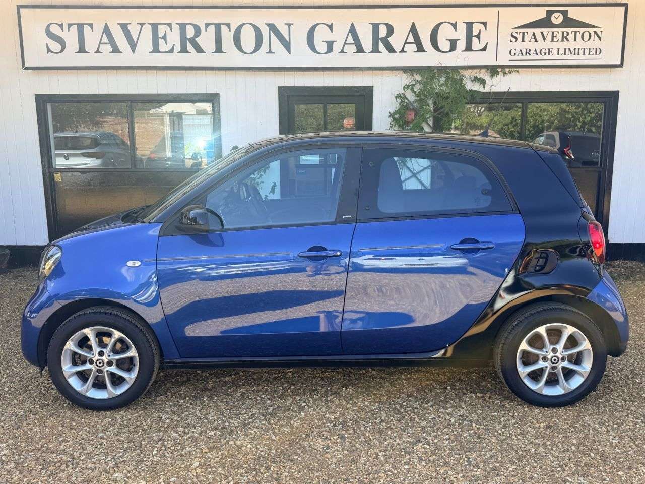 2016 SMART FORFOUR 2016 SMART FORFOUR
