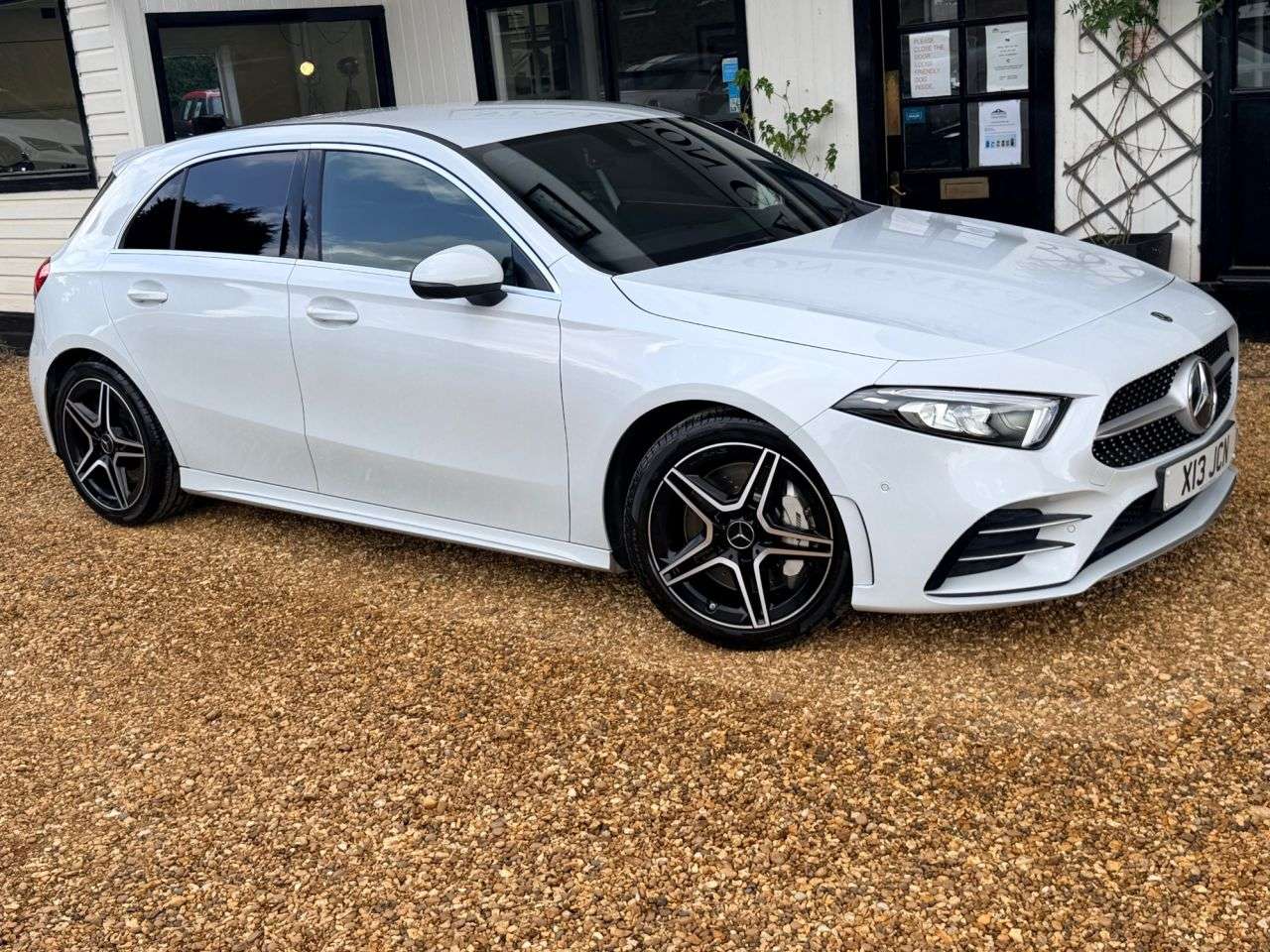 A 2020 MERCEDES-BENZ A CLASS 2.0 A35 AMG (Executive) Hatchback 5dr Petrol SpdS DCT 4MATIC Euro 6 (s/s) ( A 2020 MERCEDES-BENZ A CLASS 2.0 A35 AMG (Executive) Hatchback 5dr Petrol SpdS DCT 4MATIC Euro 6 (s/s) (