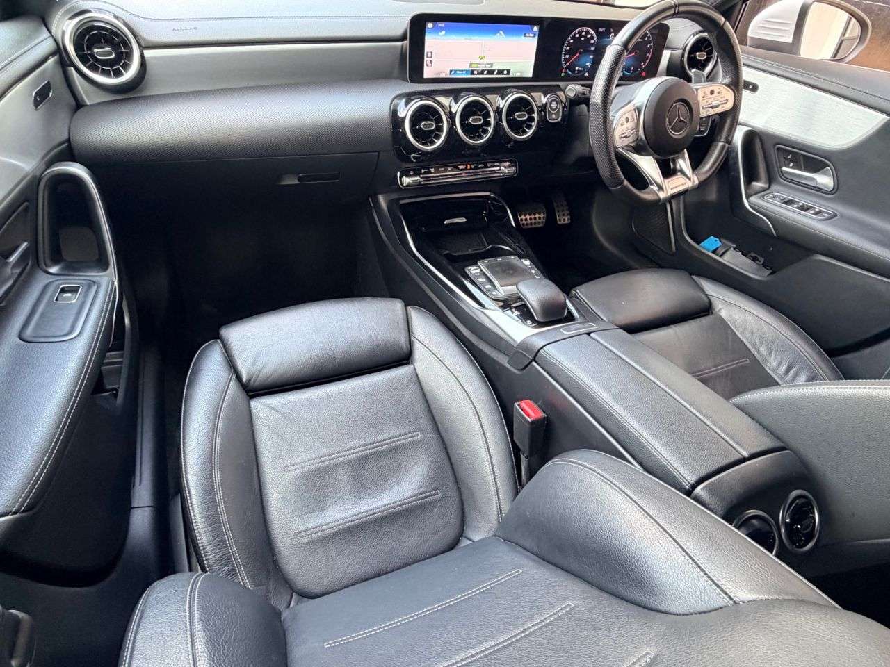 A 2020 MERCEDES-BENZ A CLASS 2.0 A35 AMG (Executive) Hatchback 5dr Petrol SpdS DCT 4MATIC Euro 6 (s/s) ( A 2020 MERCEDES-BENZ A CLASS 2.0 A35 AMG (Executive) Hatchback 5dr Petrol SpdS DCT 4MATIC Euro 6 (s/s) (