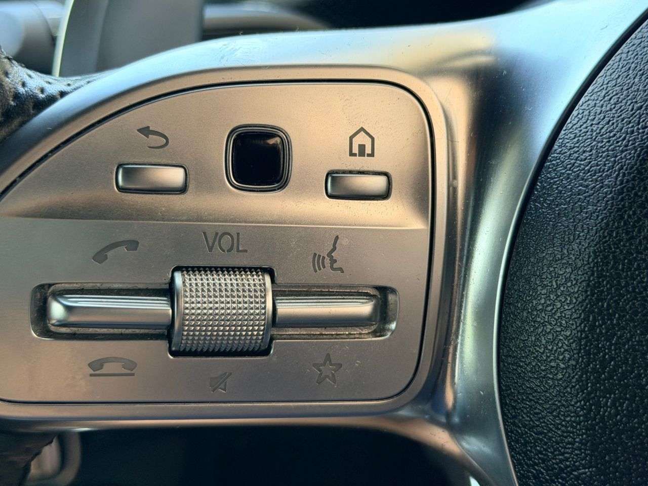 2020 MERCEDES-BENZ A CLASS 2020 MERCEDES-BENZ A CLASS
