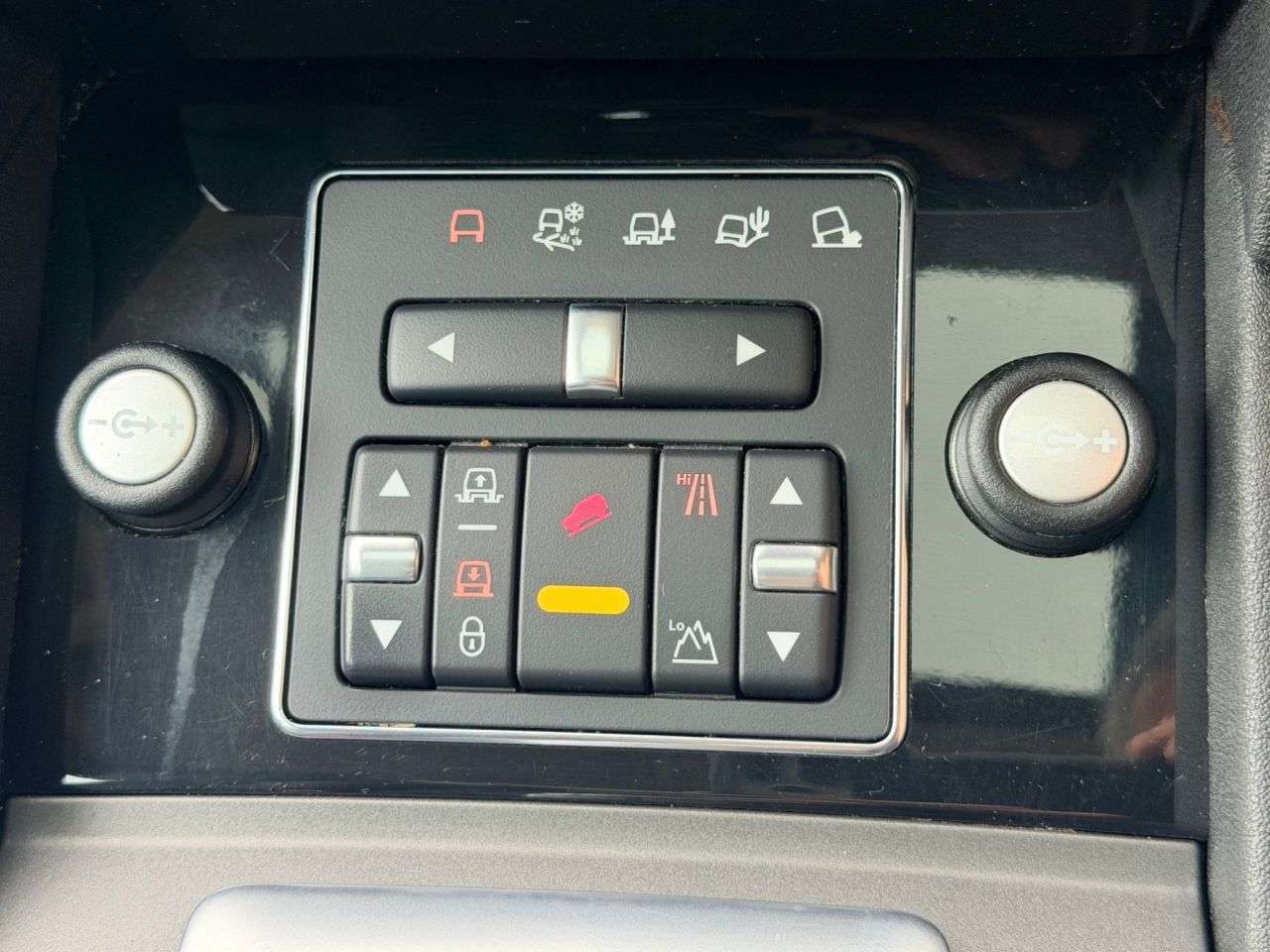 2013 LAND ROVER DISCOVERY 4 2013 LAND ROVER DISCOVERY 4