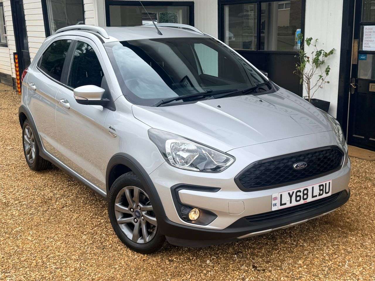 A 2018 FORD KA+ 1.2 Ti-VCT Active Hatchback 5dr Petrol Manual Euro 6 (s/s) (85 ps) A 2018 FORD KA+ 1.2 Ti-VCT Active Hatchback 5dr Petrol Manual Euro 6 (s/s) (85 ps)