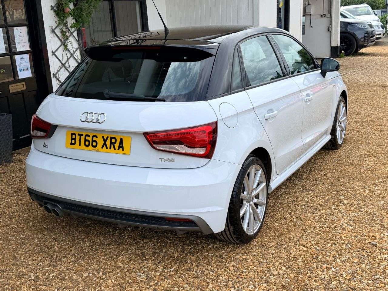 2016 AUDI A1 2016 AUDI A1