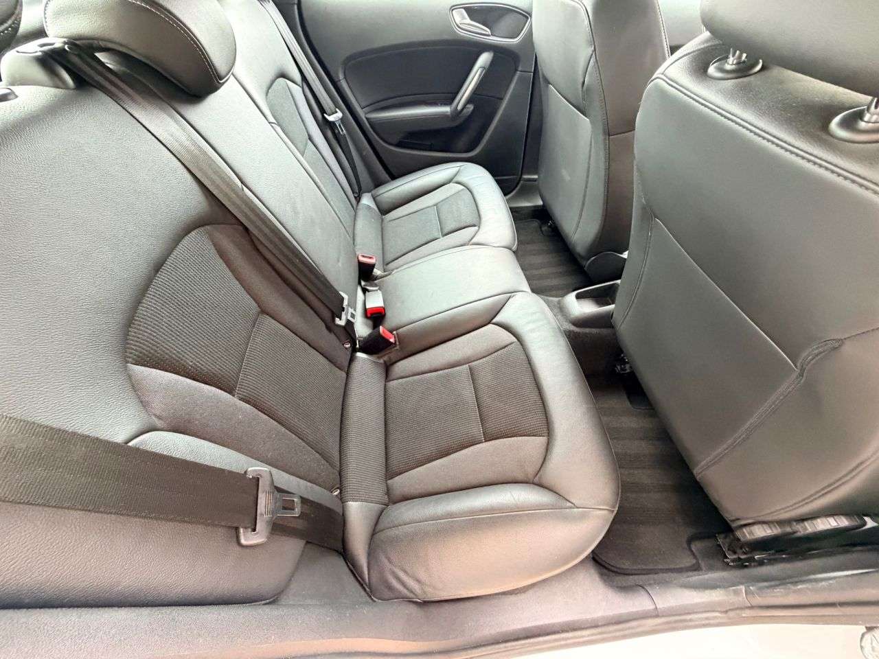 2016 AUDI A1 2016 AUDI A1