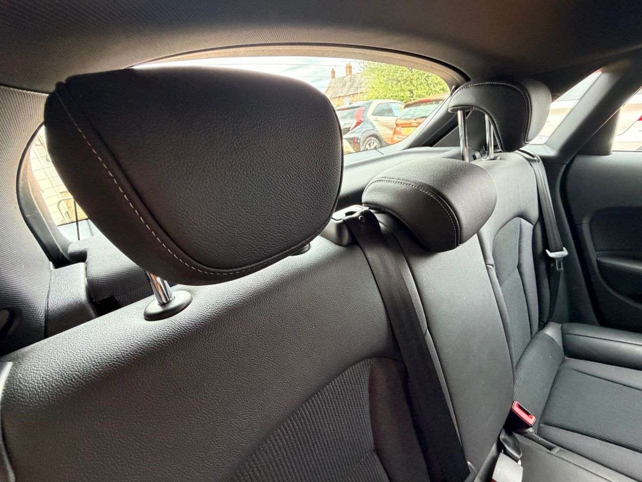 2016 AUDI A1 2016 AUDI A1