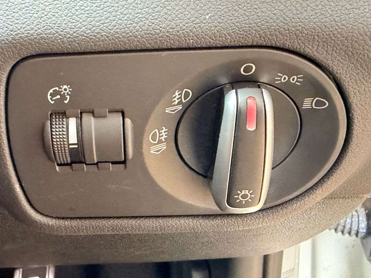 2016 AUDI A1 2016 AUDI A1