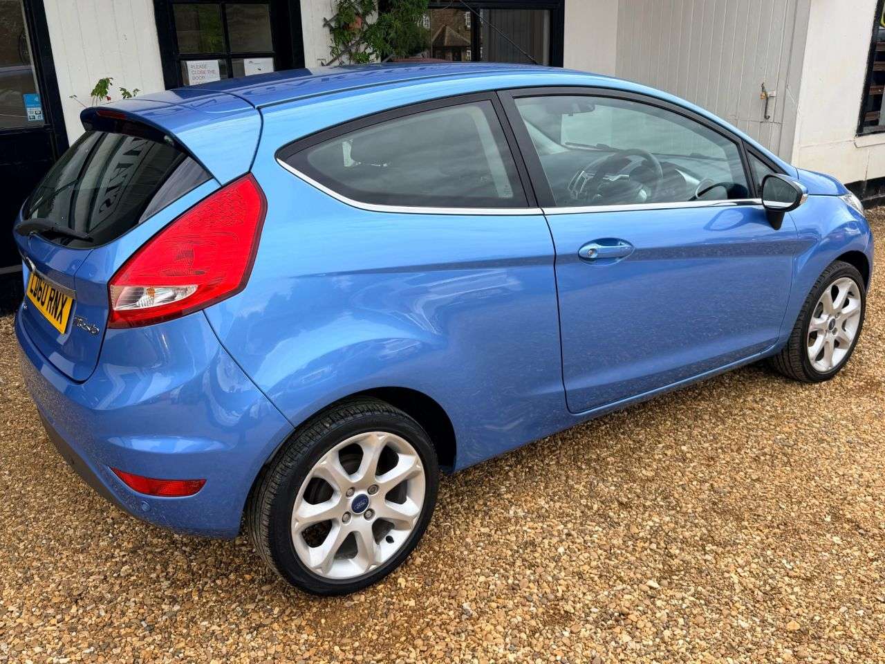 2010 FORD FIESTA 2010 FORD FIESTA