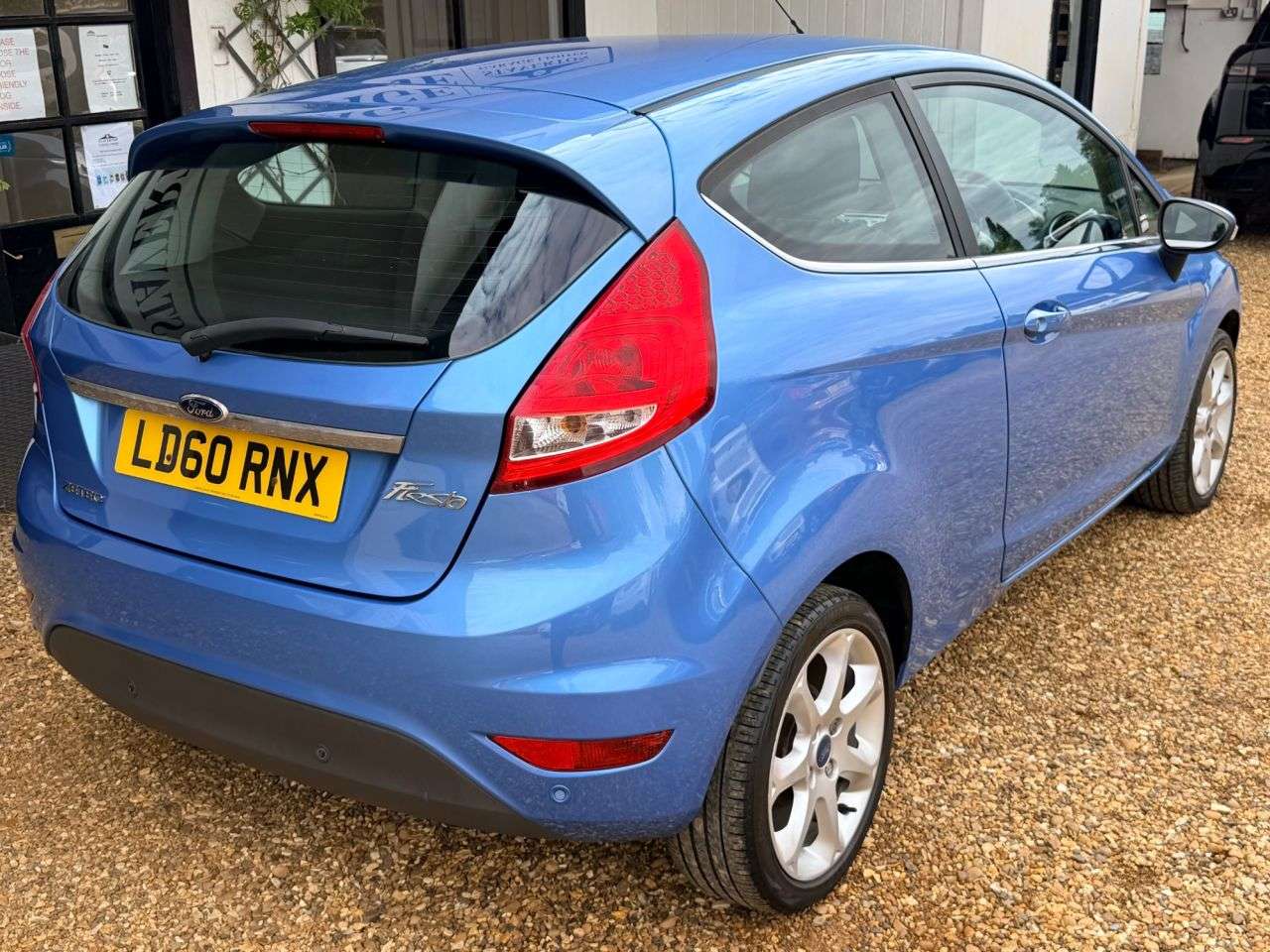 2010 FORD FIESTA 2010 FORD FIESTA