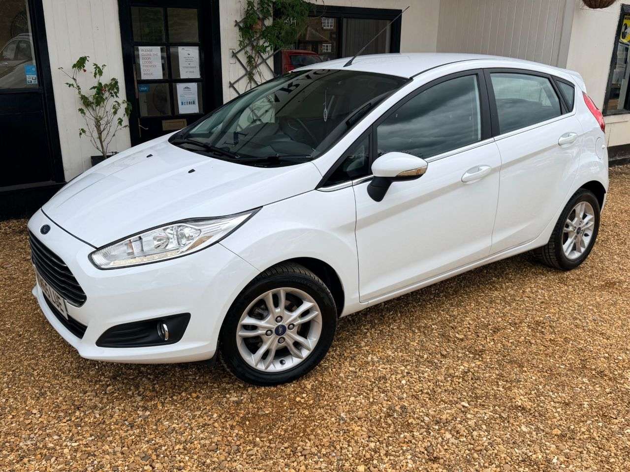 2015 FORD FIESTA 2015 FORD FIESTA