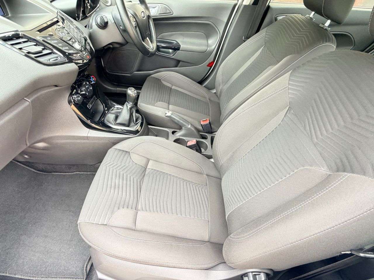 2015 FORD FIESTA 2015 FORD FIESTA