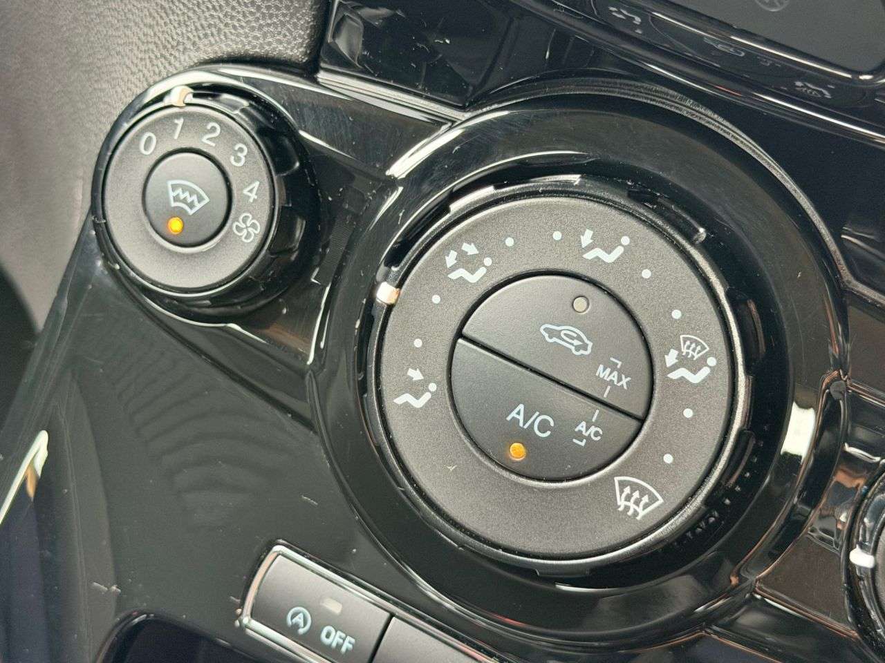 2015 FORD FIESTA 2015 FORD FIESTA