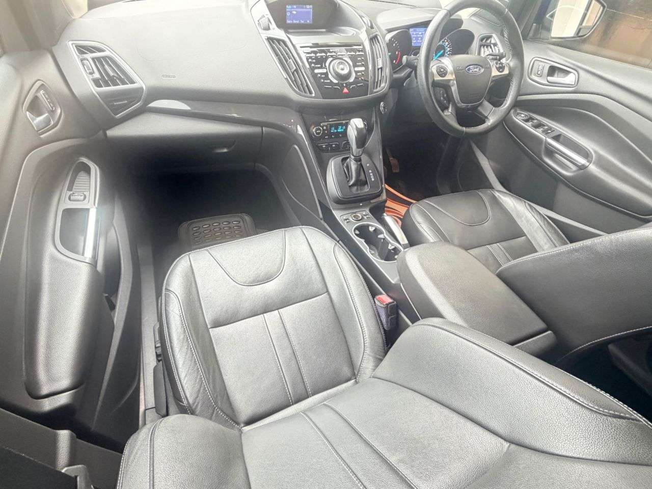A 2014 FORD KUGA 2.0 TDCi Titanium X SUV 5dr Diesel Powershift AWD Euro 5 (163 ps) A 2014 FORD KUGA 2.0 TDCi Titanium X SUV 5dr Diesel Powershift AWD Euro 5 (163 ps)