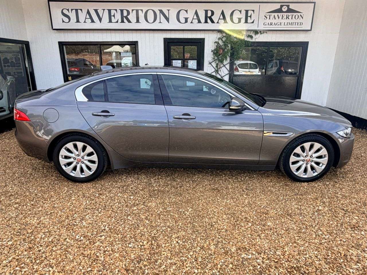 2018 JAGUAR XE 2018 JAGUAR XE