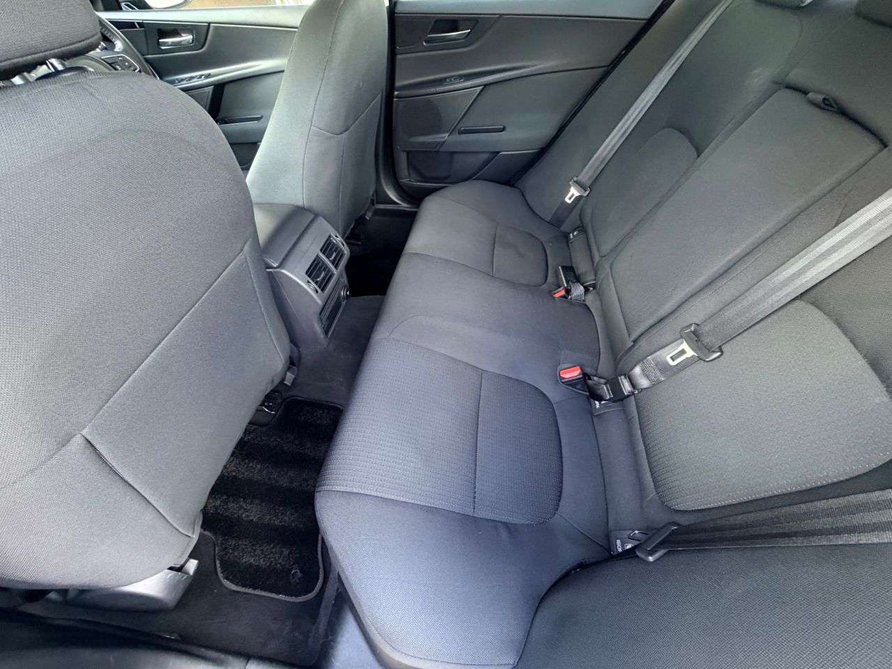 2018 JAGUAR XE 2018 JAGUAR XE