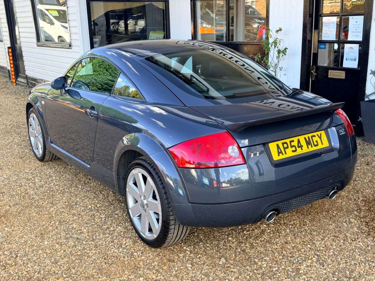 2004 AUDI TT 2004 AUDI TT