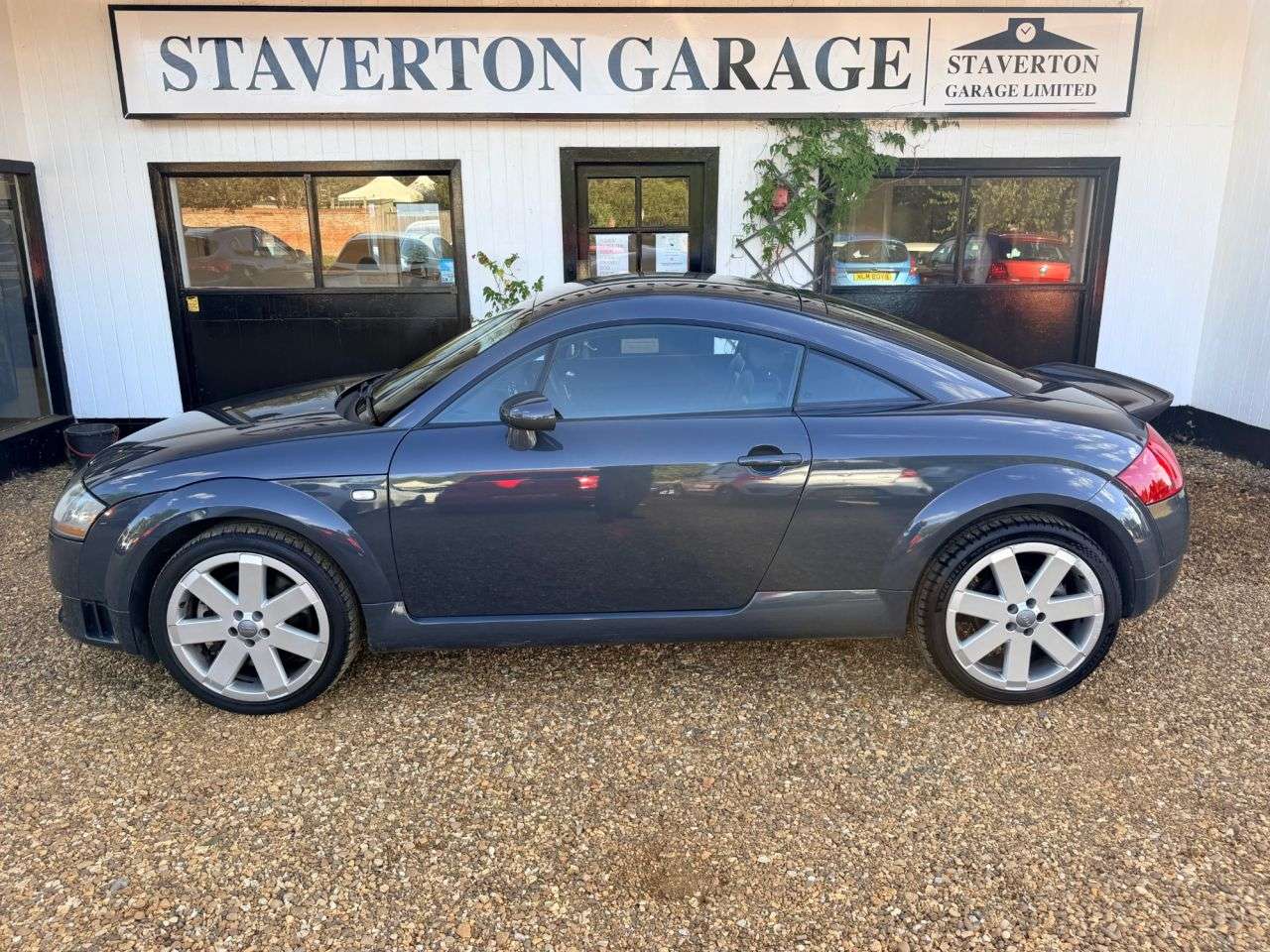 2004 AUDI TT 2004 AUDI TT