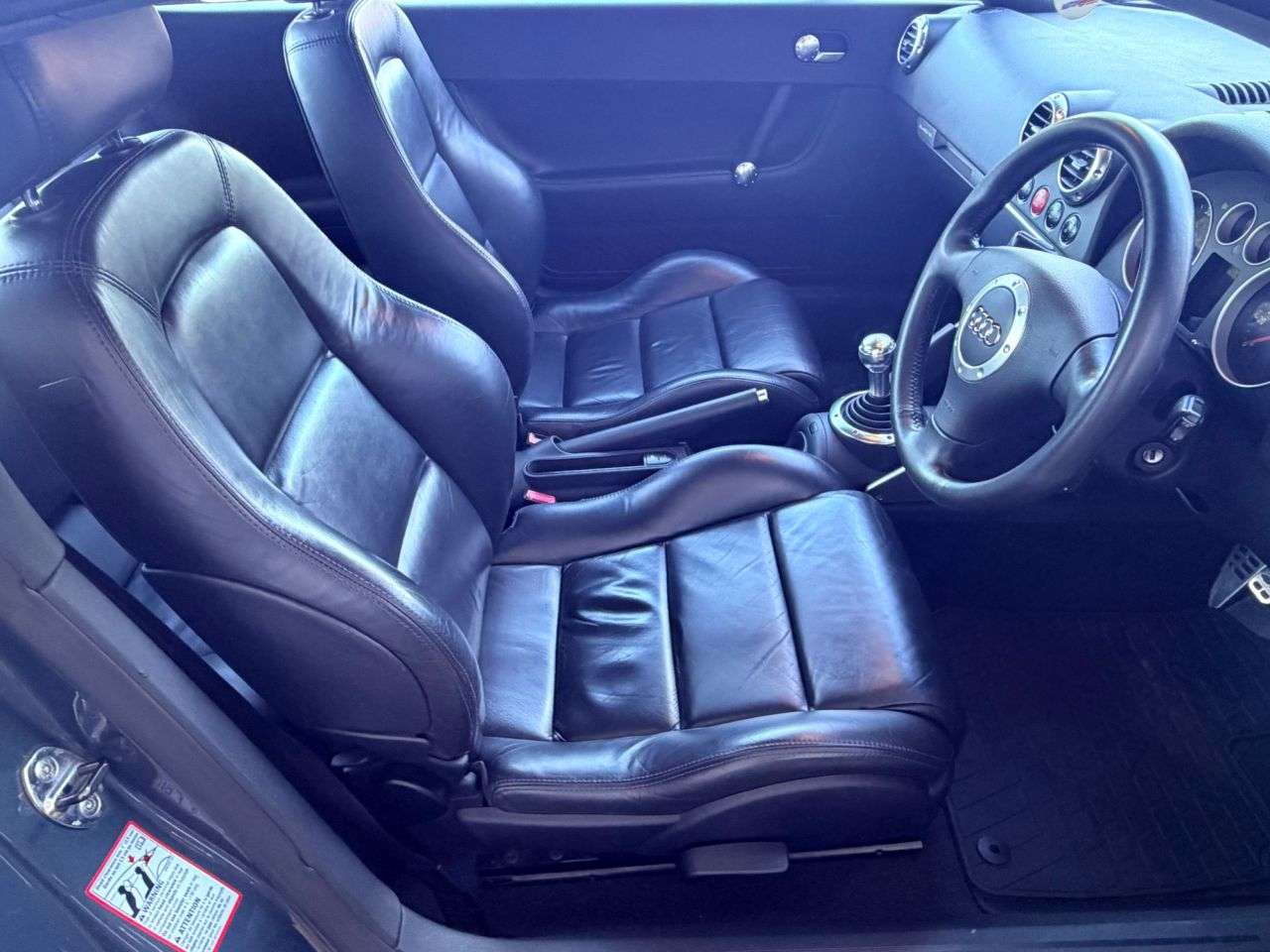 2004 AUDI TT 2004 AUDI TT